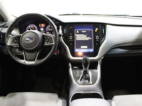 Used 2021 Subaru Outback Premium image 2