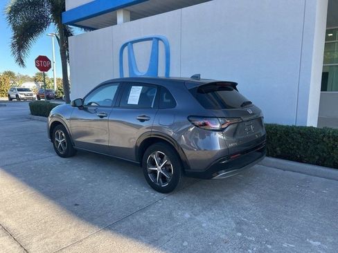 Used 2023 Honda HR-V EX-L image 6