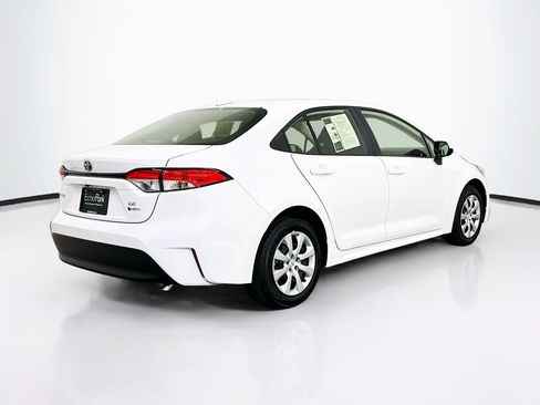 Used 2025 Toyota Corolla LE w/ Carpet Mat Package (TMS) FWD image 9