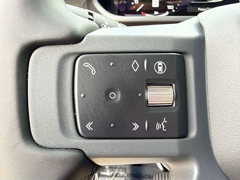 New 2026 Land Rover Defender 110 S AWD/4WD image 37