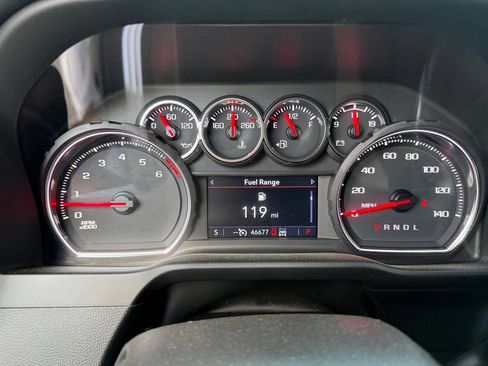 Used 2022 Chevrolet Silverado 1500 LTZ w/ LTZ Convenience Package II AWD/4WD image 8