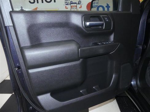 Used 2022 Chevrolet Silverado 1500 Custom Trail Boss w/ LPO, Dark Essentials Package image 23