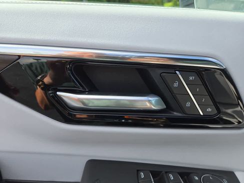 New 2025 Chevrolet Tahoe Premier image 14