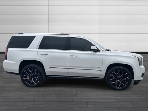 Used 2019 GMC Yukon Denali w/ Denali Ultimate Package image 3