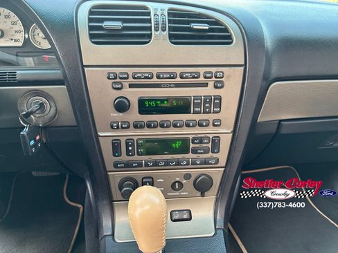 Used 2005 Ford Thunderbird RWD image 23