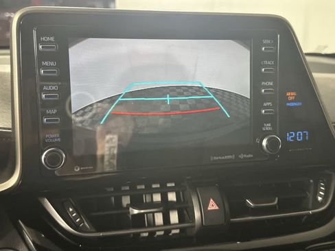Used 2019 Toyota C-HR Limited FWD image 17