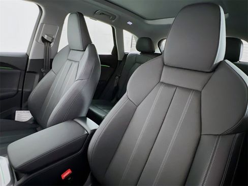 New 2025 Audi Q5 2.0T Premium Plus image 10