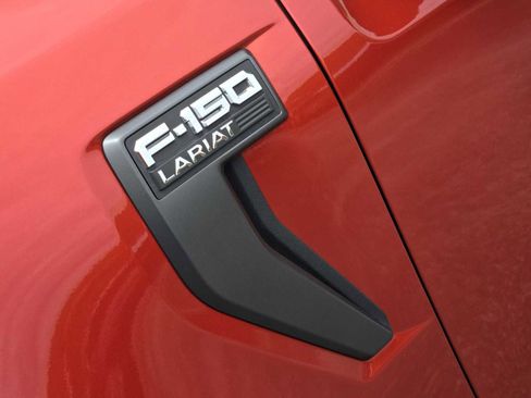Used 2023 Ford F150 Lariat AWD/4WD image 10