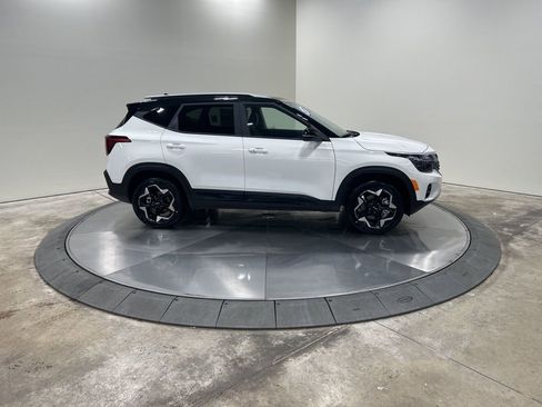 New 2026 Kia Seltos S image 4