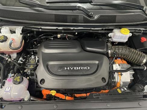 Certified 2024 Chrysler Pacifica Pinnacle image 44