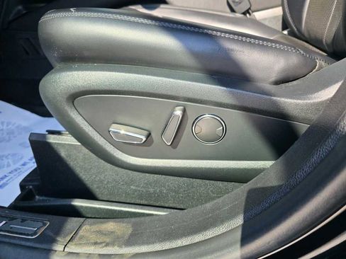 Used 2022 Lincoln Nautilus Reserve w/ Equipment Group 202A image 18