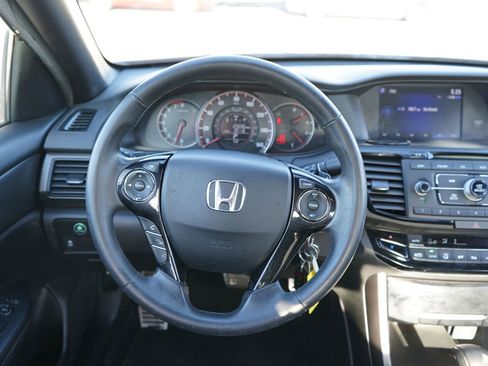 Used 2016 Honda Accord Sport image 15