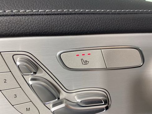 Used 2023 Mercedes-Benz GLC 300 4MATIC Coupe image 13