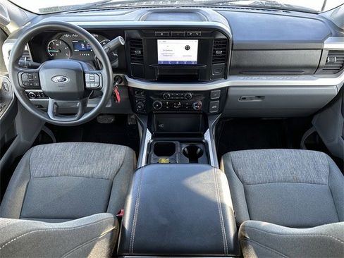 Used 2024 Ford F250 XLT w/ FX4 Off-Road Package image 10