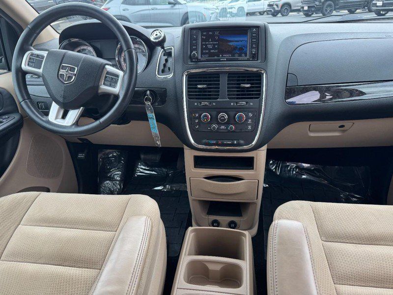 Used 2015 Dodge Grand Caravan SE w/ Quick Order Package 29E SE FWD image 13