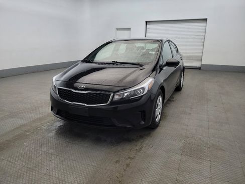 Used 2017 Kia Forte LX FWD image 15