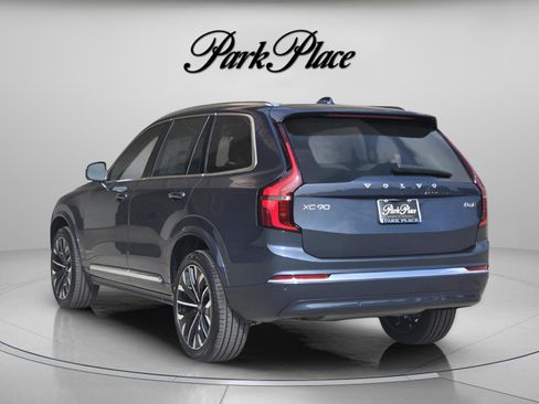 New 2026 Volvo XC90 B6 Ultra w/ Protection Package image 3