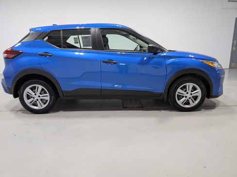 Used 2023 Nissan Kicks S image 7