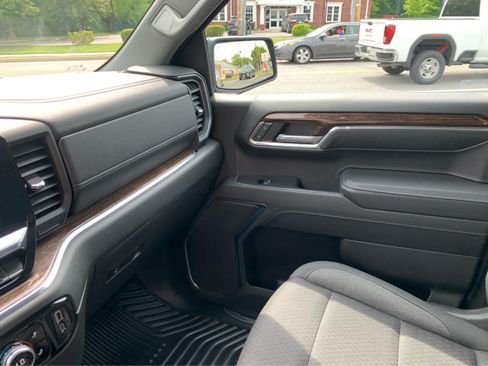 Used 2023 GMC Sierra 1500 Elevation AWD/4WD image 19