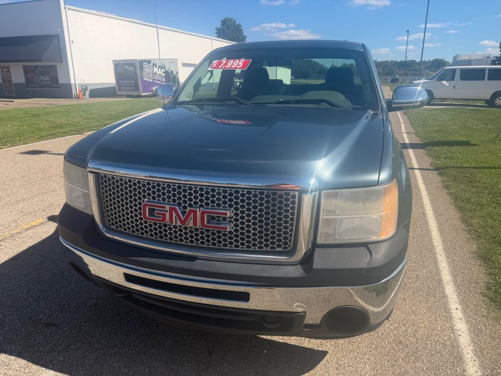 Used 2010 GMC Sierra 1500 W/T AWD/4WD image 4