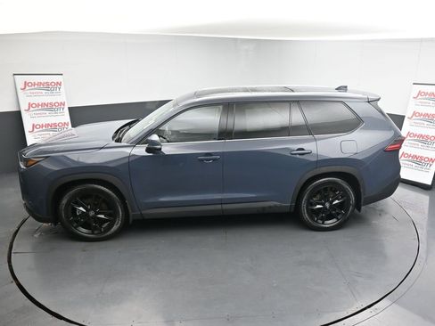 Used 2025 Toyota Grand Highlander AWD Hybrid image 30
