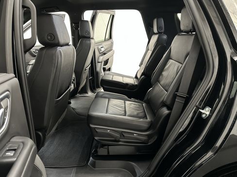 Used 2024 Chevrolet Tahoe LT image 22
