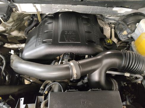 Used 2013 Ford F150 XLT w/ Mid Equipment Group RWD image 30