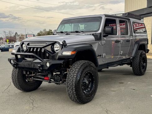 Used 2020 Jeep Gladiator Sport w/ Quick Order Package 24S image 7