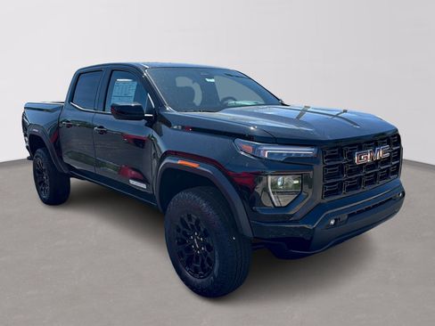New 2026 GMC Canyon Elevation w/ Convenience Package RWD image 3