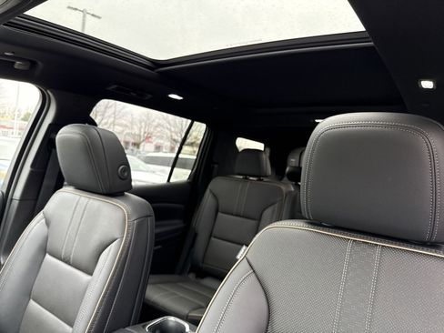 New 2026 Chevrolet Traverse High Country image 19