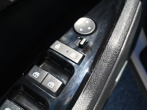 Used 2024 Kia Sportage EX AWD/4WD image 8
