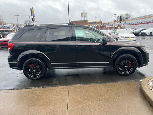 Used 2017 Dodge Journey GT image 4