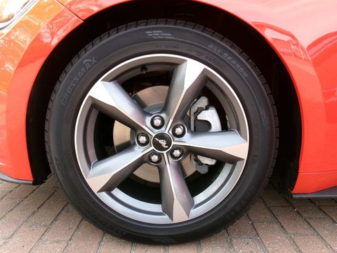 Used 2015 Ford Mustang Coupe w/ Equipment Group 051A image 36