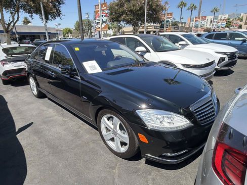 Used 2012 Mercedes-Benz S 550 image 4