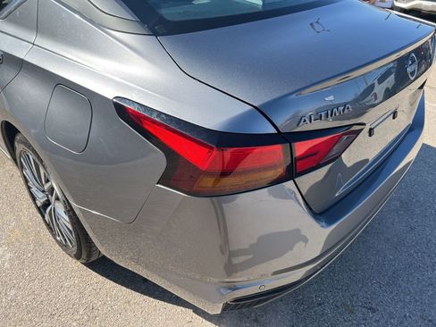 Certified 2025 Nissan Altima 2.5 SV image 30