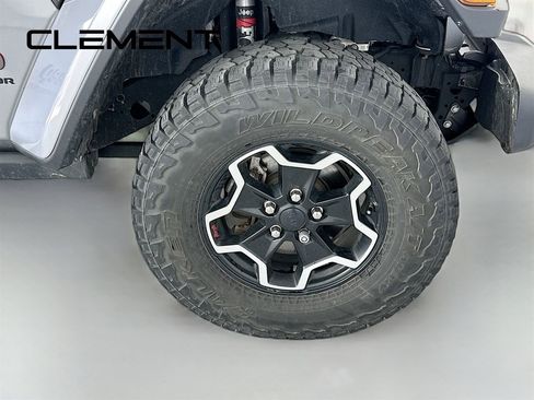 Used 2020 Jeep Gladiator Rubicon w/ Uconnect 4C Nav & Sound Group image 35