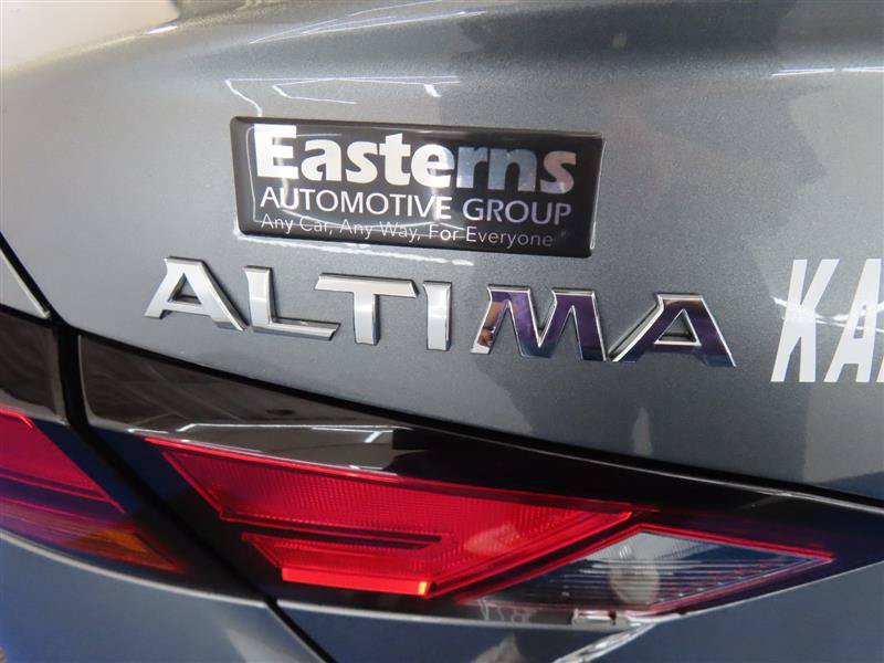 Used 2022 Nissan Altima 2.5 SL FWD image 9