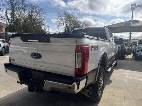 Used 2017 Ford F350 Lariat w/ Lariat Value Package image 3