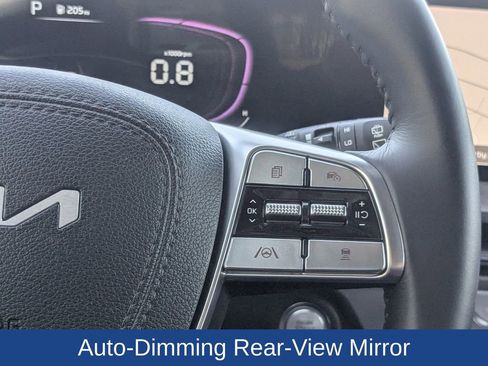 Used 2024 Kia Telluride EX w/ EX Captain's Chair Package image 28