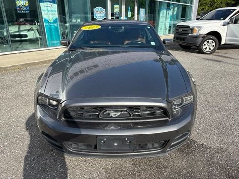 Used 2013 Ford Mustang Premium RWD image 8