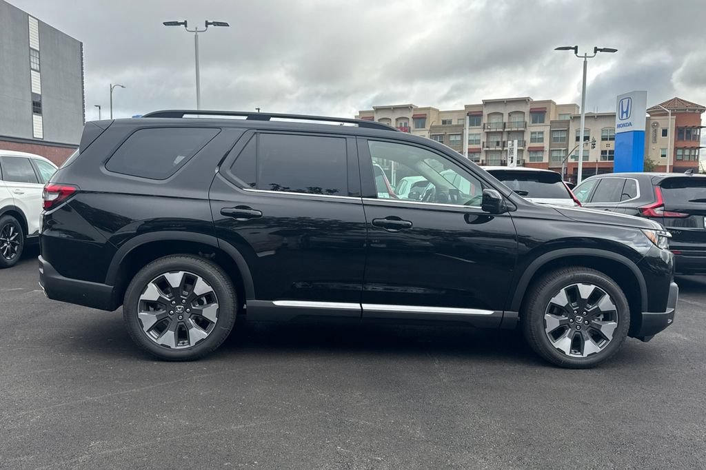 New 2026 Honda Pilot Elite image 3
