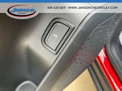 Used 2026 GMC Terrain AT4 w/ Convenience Package III AWD/4WD image 17