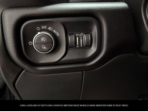 Used 2024 RAM 2500 Laramie w/ Night Edition image 16