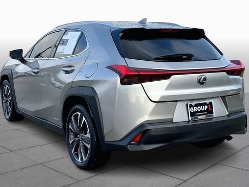 Used 2019 Lexus UX 250h w/ Accessory Package image 11