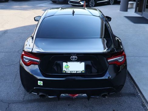 Used 2019 Toyota 86 TRD SE image 12