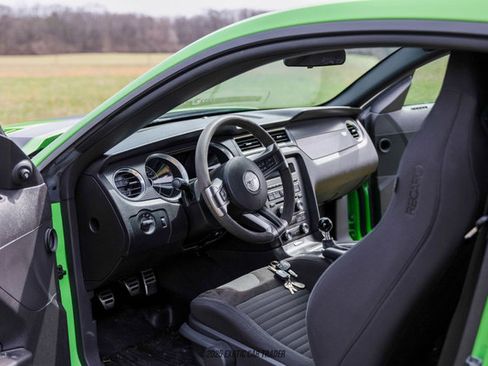 Used 2013 Ford Mustang Boss 302 w/ Boss 302 Accessory Pkg image 18