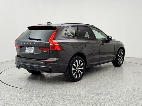 Used 2025 Volvo XC60 B5 Plus AWD/4WD image 5