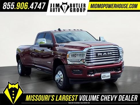 Used 2024 RAM 3500 Limited w/ Towing Technology Group AWD/4WD image 2