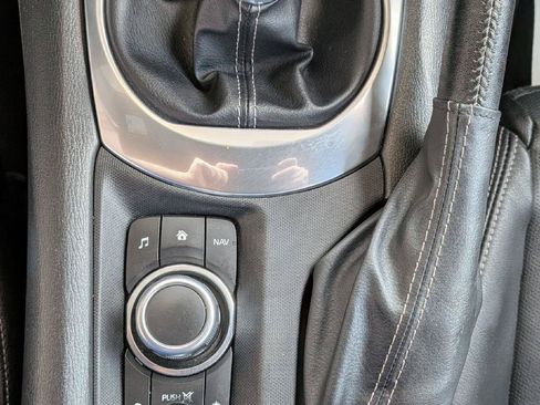 Used 2021 MAZDA MX-5 Miata RF Grand Touring RWD image 18