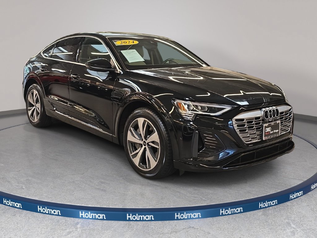 Used 2024 Audi Q8 e-tron Premium Plus w/ Premium Plus Package AWD/4WD image 4